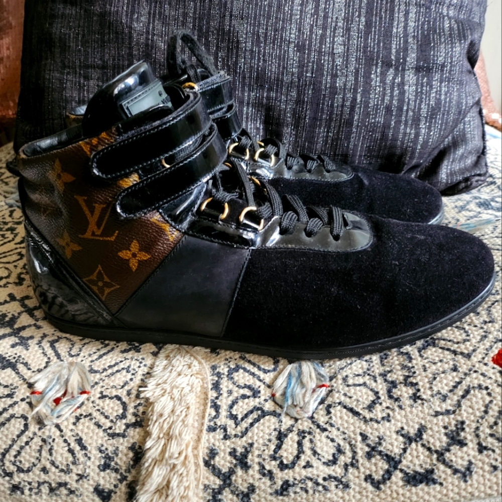 Louis Vuitton bootie/sneakers